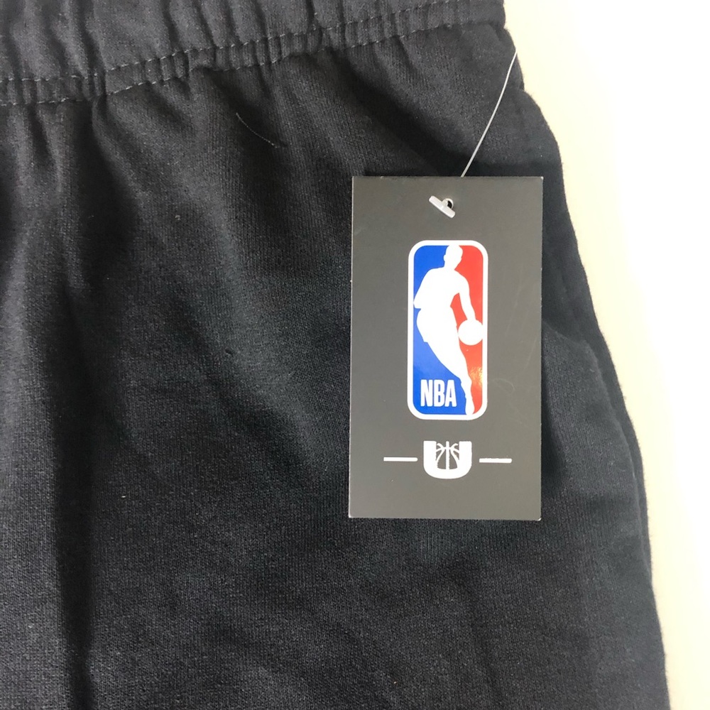 NBA Los Angeles Lakers Shorts Black/Yellow Large - Picture 5 of 6